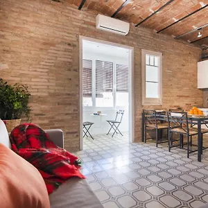 Happy People Gaudi Sant Pau Apartman