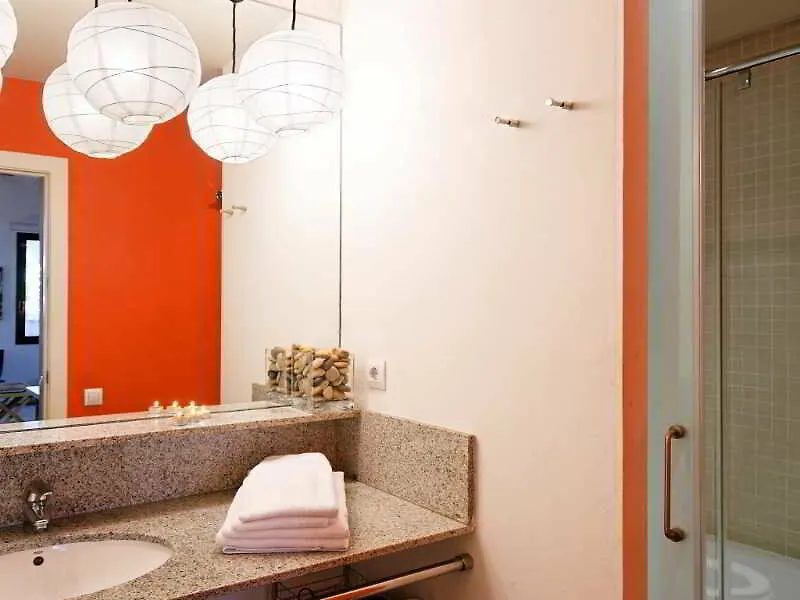 Inside Barcelona Apartments Esparteria 0*,  Spagna